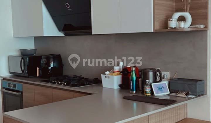 Apartemen Windsor Lantai Middle di Puri Jakarta Barat