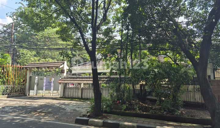 Dijual Rumah Tua di Grogol