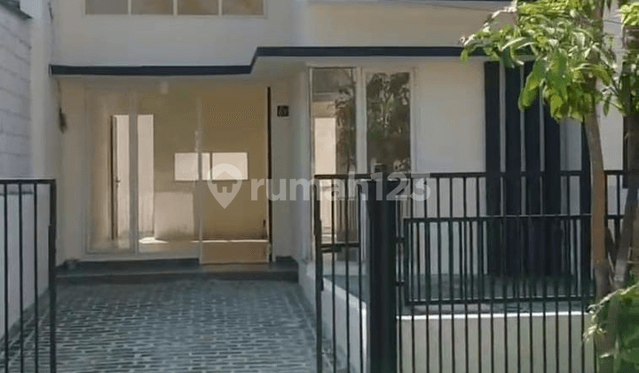 Dijual Rumah Golden Berry Menganti Dekat Surabaya Barat