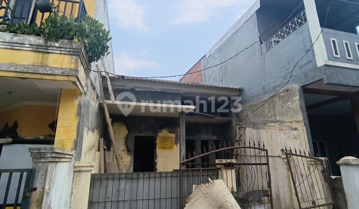 Rumah Nyaman Siap Huni di Puri Nirwana 3 Cibinong Cocok untuk Keluarga yang Cari Hunian Tenang Tapi Tetap Dekat ke Mana-Mana.✨ Keunggulan: - Lingkungan Aman & Sudah Ramai - Akses Mudah ke Jalan Utama - Dekat Fasilitas Umum (Sekolah, Minimarket, Dll) - Coc