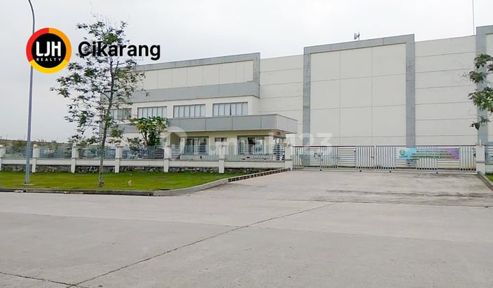 Gudang Luas di Kawasan Industri Delta Silicon 3 Lippo Cikarang