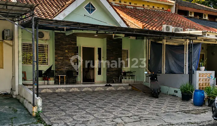 2+1 Bedroom House Ready to Occupancy Attractive Price Meadow Green Lippo Cikarang