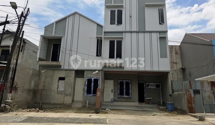 Di Jual Rumah 2 Lantai di Percetakan Negara bisa KPR