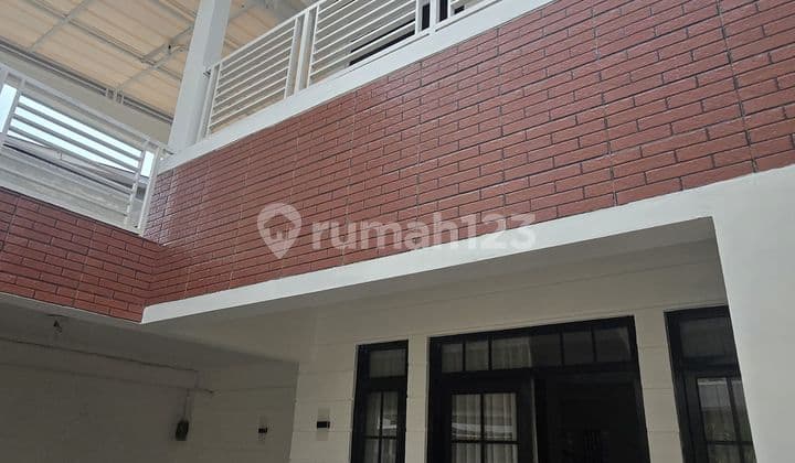 Disewakan Rumah Bagus Rapih di Galaxy Bekasi
