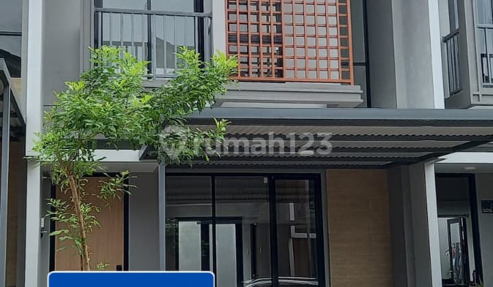 Dijual Rumah Semi Furnshed di Legenda Wisata