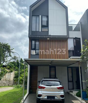 Dijual Cepat Rumah Hook Semi Furnished di Kota Wisata