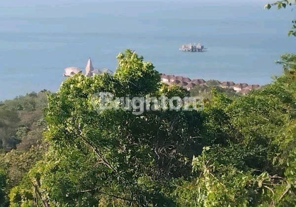 Tanah, di Labuan Bajo,