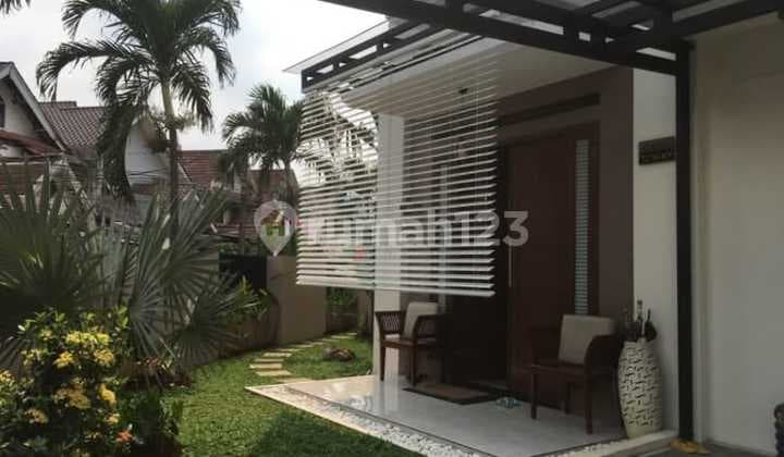 Rumah Hoek Elite Mandar Bintaro LT 285 M², 5+2 KT, Semi Furnished, Depan Taman Siap Huni