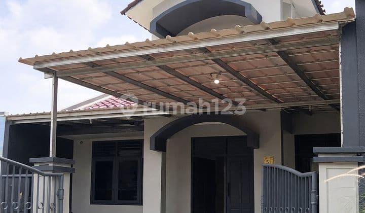 Disewakan Rumah Full Renov di Metland Cluster Clematis LT 160 M dengan 3 +1 KT SHM Siap Huni