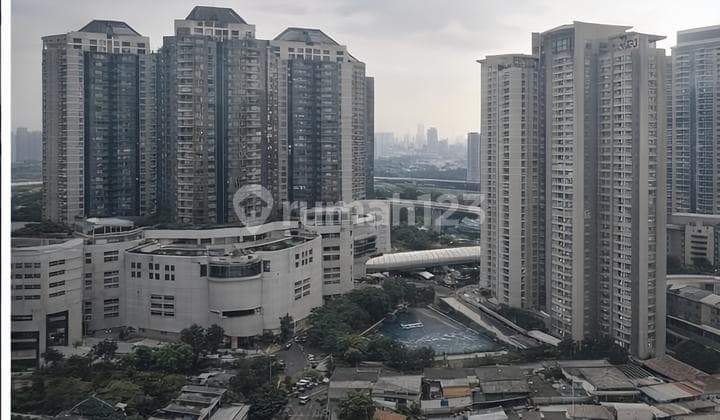 Apartemen Madison Park Full Furnished- Selangkah ke Central Park Mall