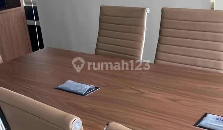 Disewakan Ruang Kantor di B Residence Grogol - Full Furnish 8-9 Pax | Hanya 90Jt/Tahun Nego | Lokasi Super Strategis!