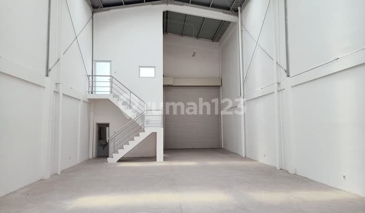 Gudang + Office 2 Lantai- Lokasi Super Strategis Dekat Bandara