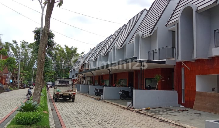 Rukost Exlusive Muslimah Dekat Ub/Unisma/Uin