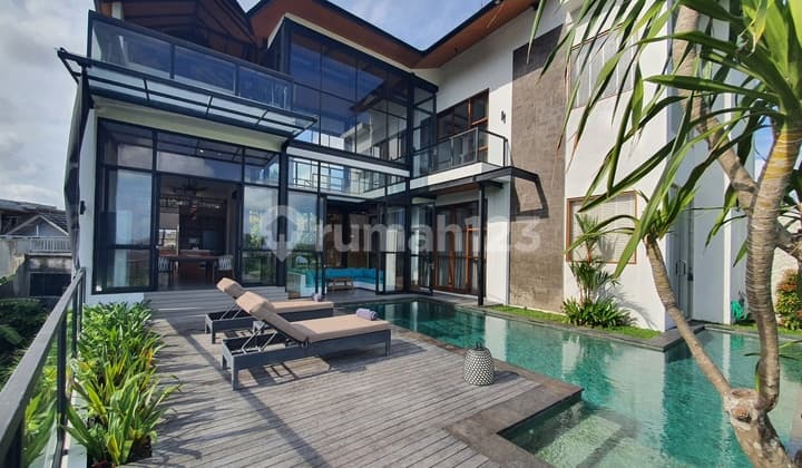 Luxury 4 Bedroom Villa In The Heart Of Berawa