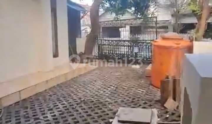Dijual Cepat Rumah Hoek 2 Lantai Siap Huni di Renggas Ciputat