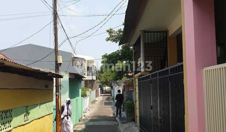 Dijual Rumah 2 Lantai Plus Kosan 12 Pintu Jln Cipinang Jakarta