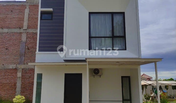 Nikmati Kehidupan Modern di Cluster Mewah Berkolam & Bertaman"