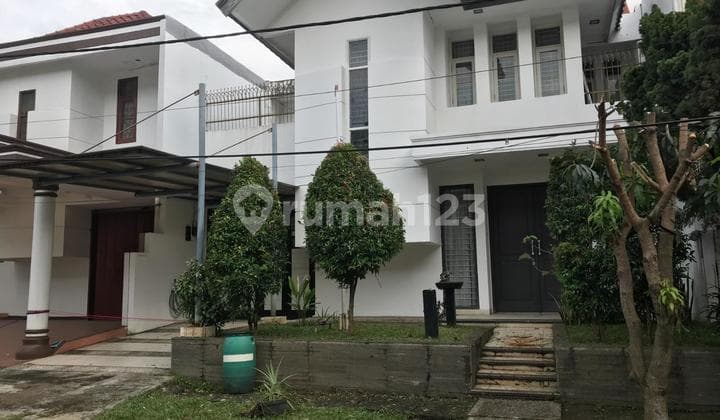 For Sale: House in Lippocikarang