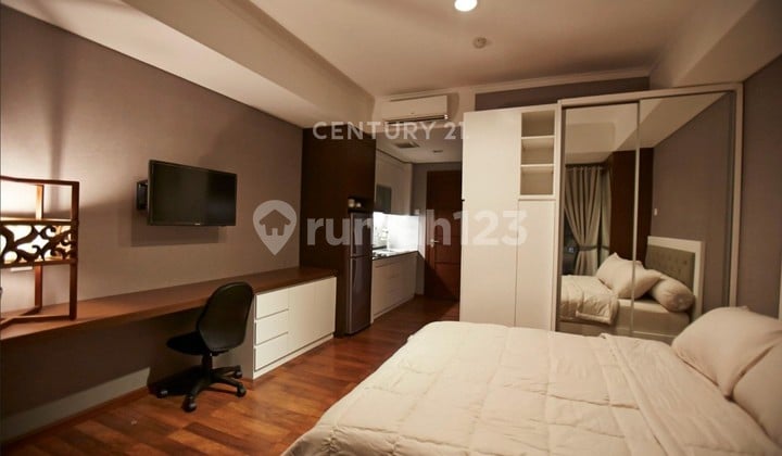 Rental Apartment Royal Mediterania Garden Studio Type