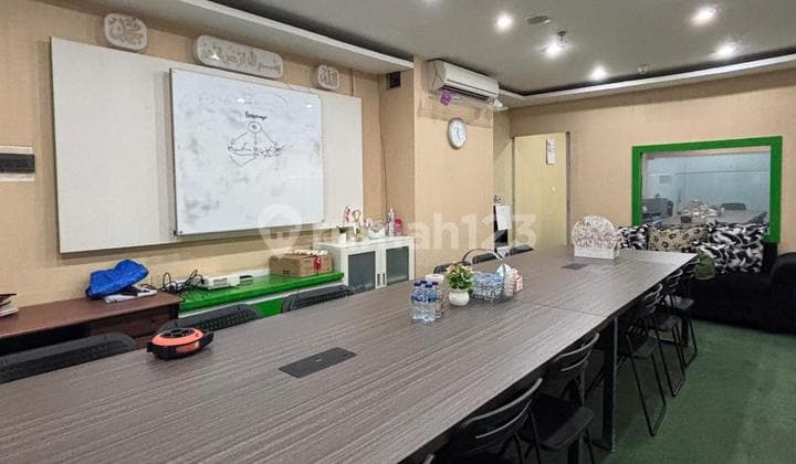 Office Hook Space Epic Walk Mall Epicentrum 6th Floor Kuningan