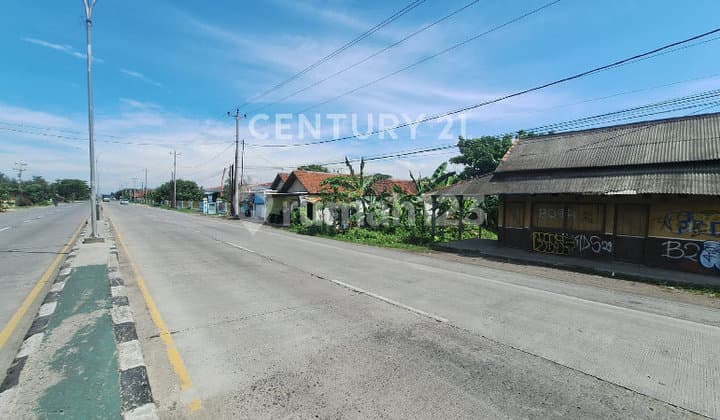 Tanah Kawasan Gudang di Pantura Tegal