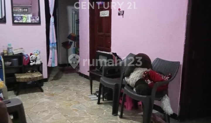 Strategic House with Car Access in Tegal City