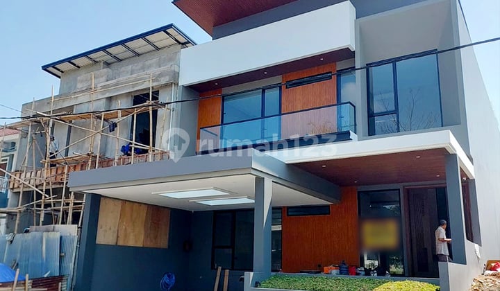 Rumah Brand New Open Space di Summer Bliss Lippo Cikarang