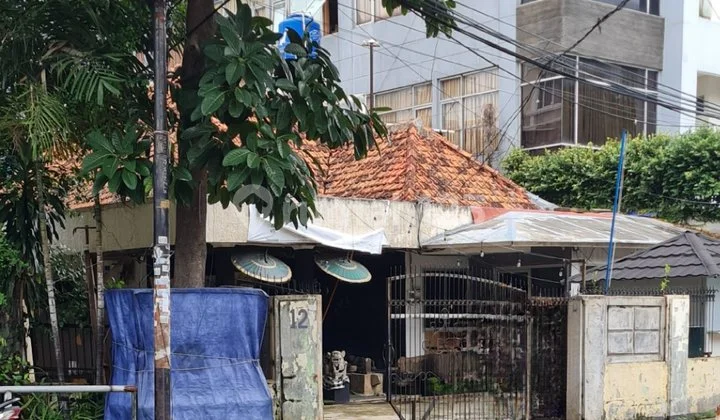 For Quick Sale... Old House, Strategic Location, Flood-Free. (Van/Herm) For Quick Sale... Old House, Strategic Location, Flood-Free. (Van/Herm)