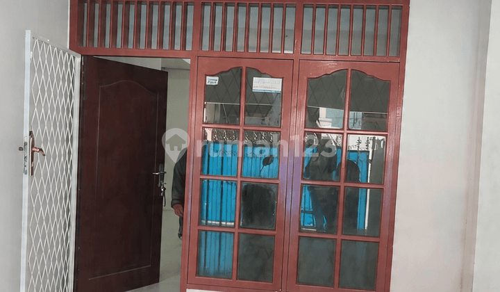 Dijual Cepat..Rumah Murah, Rumah Induk + Kost2an 8 Kamar, Bagus 2 Lantai, Uk 8X17, di Koja-Tanjung Priok, Lokasi Strategis.(Angel)
