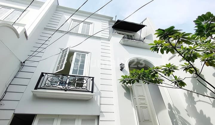 For Rent Rumah Bagus dan Terawat Dekat MRT dan Sekolah Prancis Area Cipete Jakarta Selatan