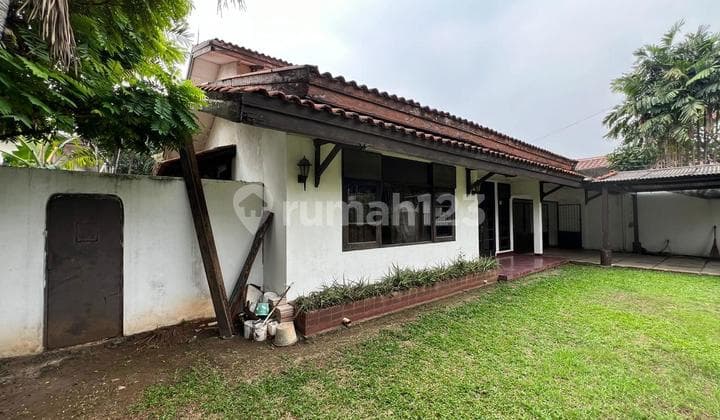 For Sale Rumah Bangunan Lama Cocok Investasi Harga Murah Dekat MRT dan Sekolah Internasional Area Cipete Jakarta Selatan