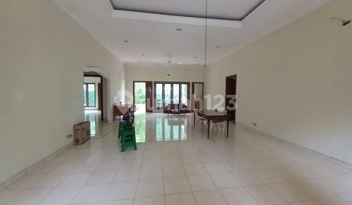 For Rent Rumah Kantor atau untuk Tk atau Tempat Tinggal Harga Murah Area Kemang Jakarta Selatan