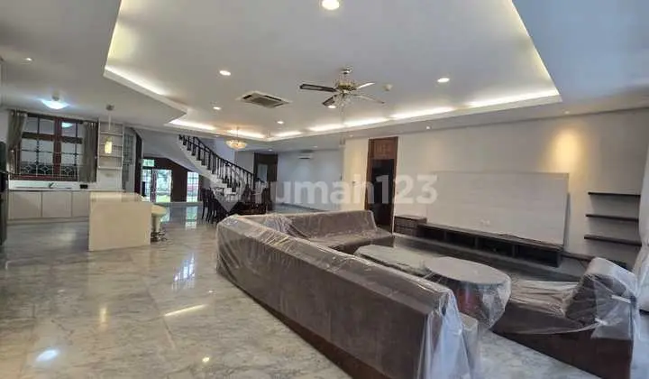 For Rent Furnished House Near JIS and Golf Course and Pondok Indah Mall South Jakarta