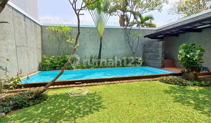 For Rent House Near School Prancis dan MRT Dekat Kebayoran Baru dan Pondok Indah dan Kemang Area Cipete Cilandak Jakarta Selatan