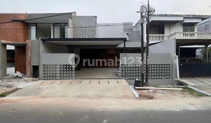 For Sale Brand New Househouse in a ComplexComfortable and Peaceful Living Close to Commercial Areas and SchoolsExcellent Air Circulation & LightingJoglo Area, West Jakarta