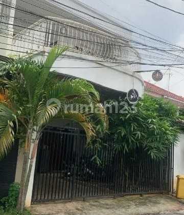 For Sale Rumah Bagus 2 Lantai Murah Rumah Bagus di Lingkungan Tenang dan Nyaman Area Istimewa Kalibata, Pancoran, Jakarta Selatan