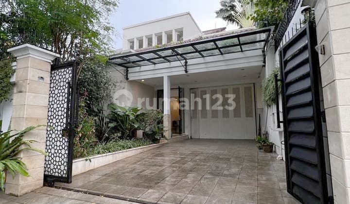 For Rent Rumah Modern Terawat Cantik Siap Huni Lokasi Strategis Area Menteng Jakarta Pusat