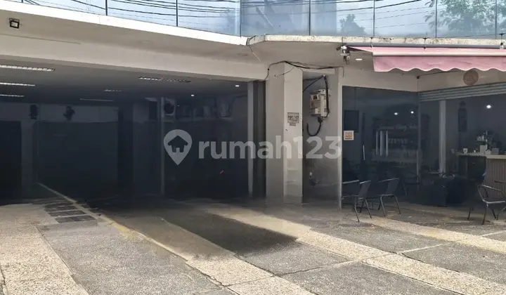 For Sale: Commercial Space or Shop House can be a Cafe, Office, Clinic, Restaurant, Car or Motorcycle Dealer, or Multifunctional Area Hj Nawi, near Pondok Indah and Kebayoran Baru, Gandaria, Kebayoran Baru, South Jakarta.