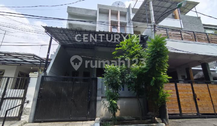 Rumah Dua Lantai Dijual Cepat Gading Mas Timur