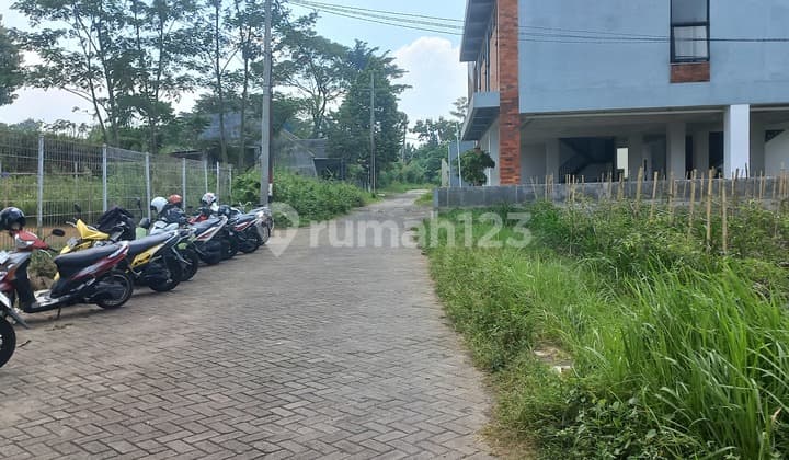 5 Minutes to Brawijaya University Malang, Freehold Land for Sale (SHM), Suitable for Building a Boarding House