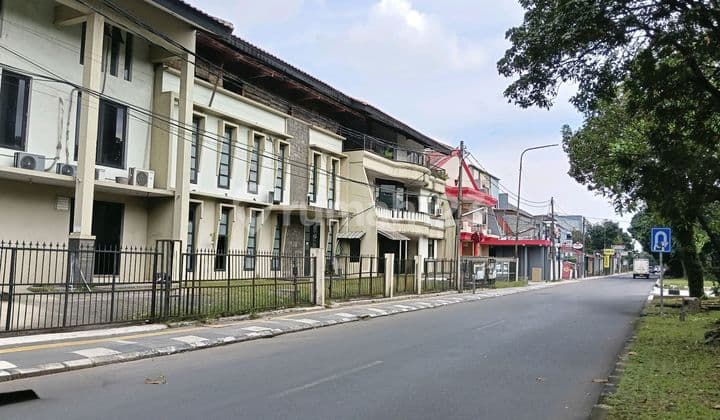 Ruang-Usaha3 Lantai Jalan Panduraya