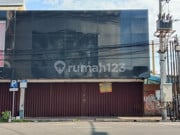 Strategic 2-Story Commercial Space for Rent in the City Center, Jl. Solo, Klitren, Gondokusuman, Yogyakarta
