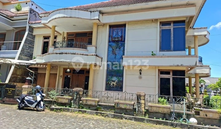 Disewakan Rumah Luas di Lokasi Strategis Dalam Perumahan Ngaglik, Sleman.