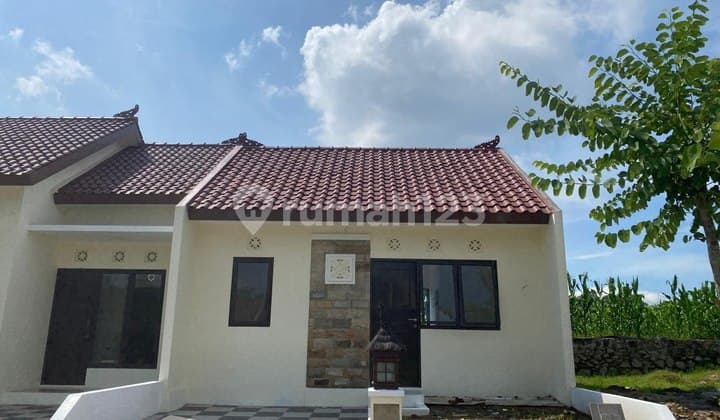 Rumah 2 Kamar Mulai 300Jt An KPR DP 5Jt All In di Perumahan Taman Kayangan