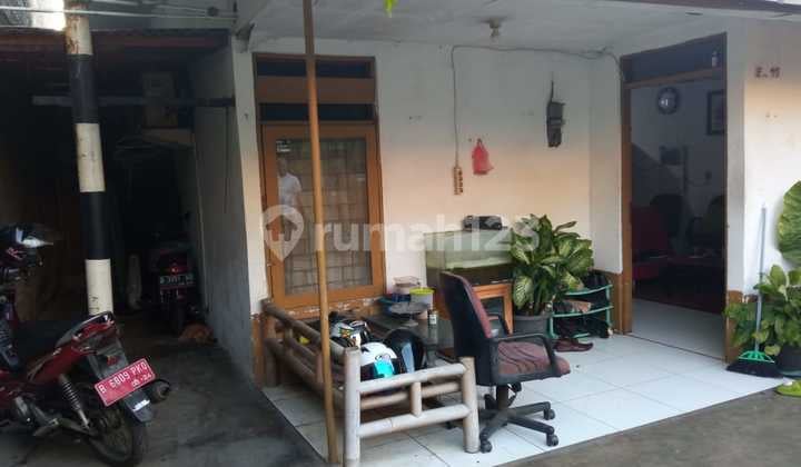 Rumah SHM Siap Huni Bebas Banjir Dekat Pintu Tol di Joglo Jakbar