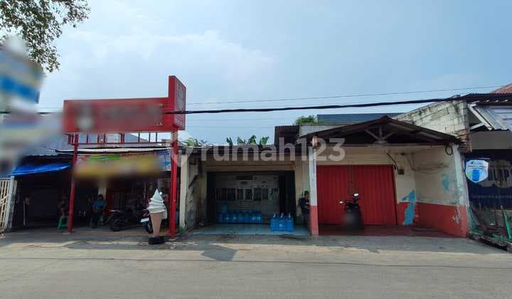 For Sale Land and Unfurnished Kiosk Near Highway Facing North