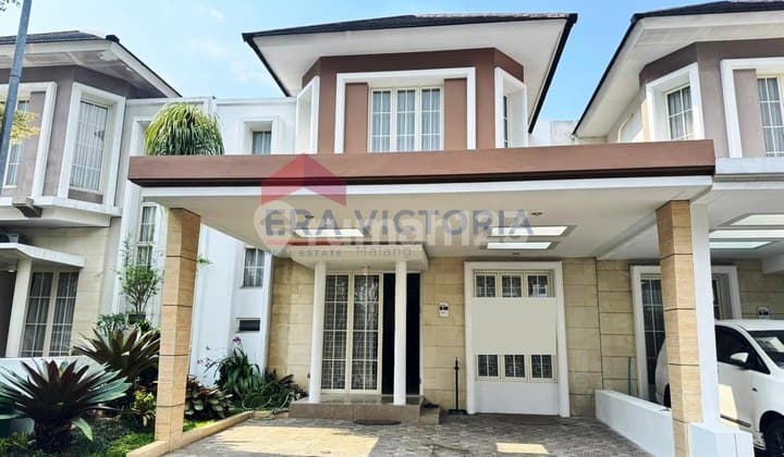 Disewakan Rumah Mewah Strategis Fully Furnished