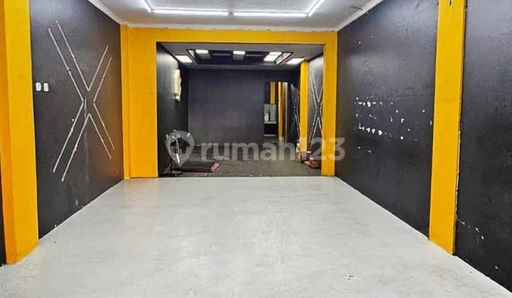 Disewakan Ruko Tanjung Duren Raya, Jakarta Barat, 4×17 M², 3 LT, SHM