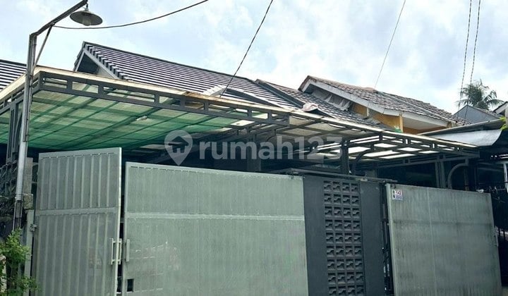 Di Jual Rumah Murah dan Luas Dekat Toll Cipayung Depok