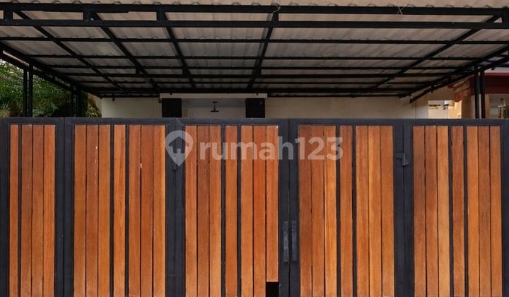 Di Jual Rumah Komplek Kimia Farma